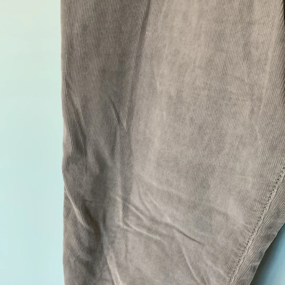 grey corduroy american eagle pants - Picture 2 of 4